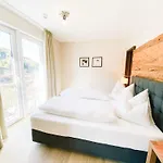 Hotel Steiner Superior 4*