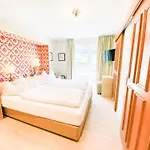 Hotel Steiner Superior 4*