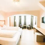 Hotel Steiner Superior 4*