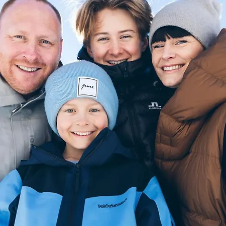 מלון Steiner Superior 4*