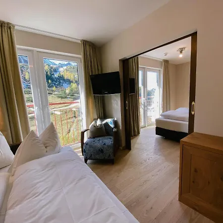 Hotel Steiner Superior 4*