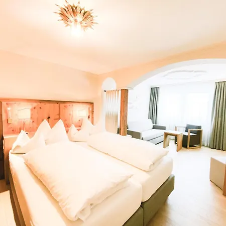 Steiner Superior Hotel