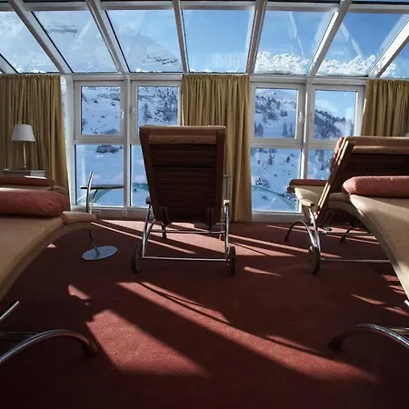 Steiner Superior מלון